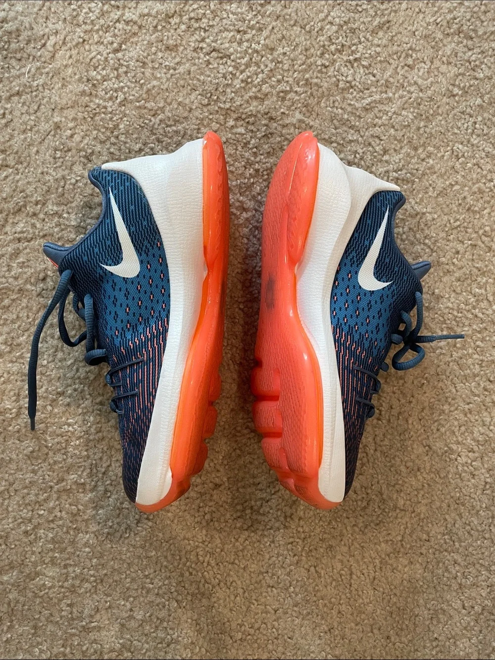 Nike breathable knit
